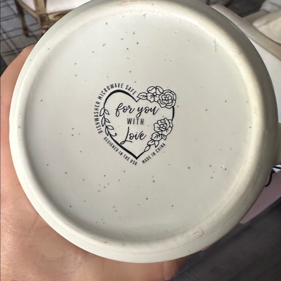 ✨NWT✨ BEST MOM EVER Ceramic Mug - Picture 6 of 6